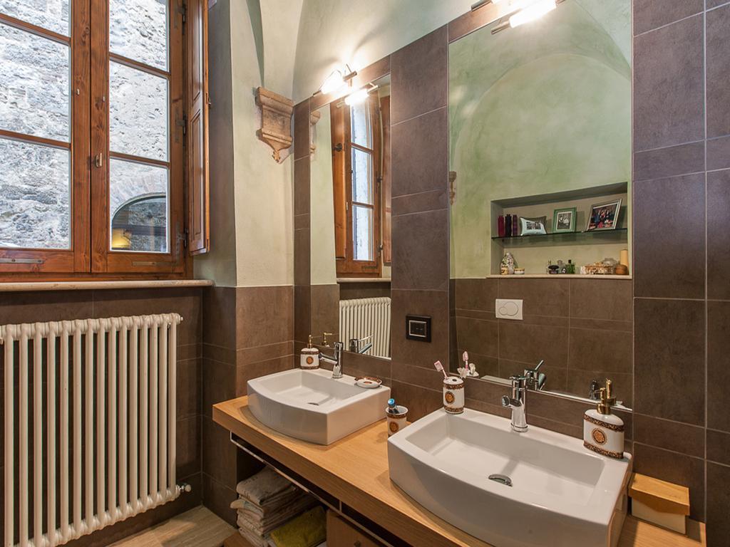 Apartment Residenza Gabrielli Sarteano Exteriör bild